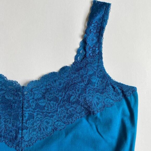 Y2K blue cami - Picture 3 of 8